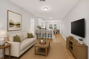 10430 Wiggins St, Houston, TX 77029 - Photo 2