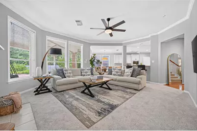 27 E Shale Creek Circle, The Woodlands, TX 77382 - Photo 14
