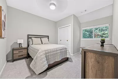 27 E Shale Creek Circle, The Woodlands, TX 77382 - Photo 24
