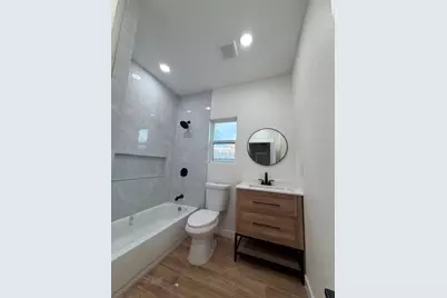 4607 Billingsley Street, Houston, TX 77009 - Photo 14