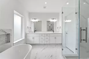 1424 W 34th 1/2 St, Houston, TX 77018 - Photo 16