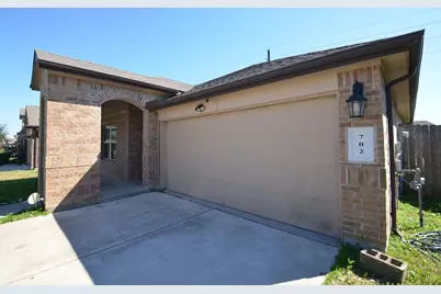 702 Autumn Flats Way, Rosharon, TX 77583 - Photo 2