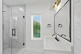 4208 Castor, Houston, TX 77022 - Photo 14