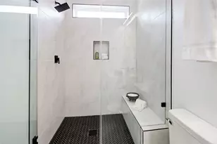 1214 W 24th St, Houston, TX 77008 - Photo 32