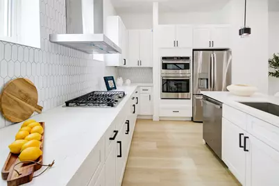 1214 W 24th Street #C, Houston, TX 77008 - Photo 10