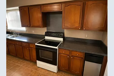 7859 Green Lawn Drive #7859, Houston, TX 77088 - Photo 6