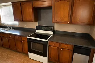 7859 Green Lawn Dr, Houston, TX 77088 - Photo 6