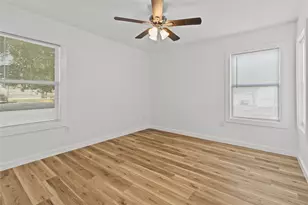 1717 W 4th St, Freeport, TX 77541 - Photo 8