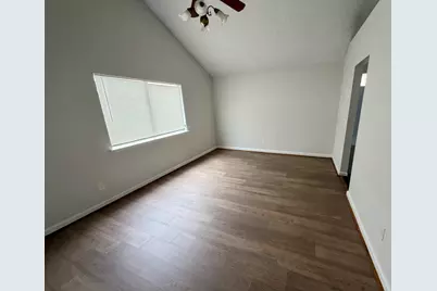 10503 Swan Glen Drive, Houston, TX 77099 - Photo 12