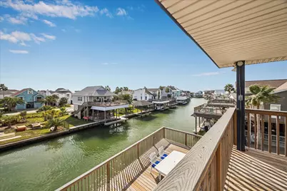 270 Isles End Road, Tiki Island, TX 77554 - Photo 16