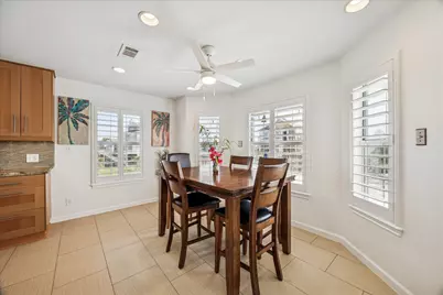 270 Isles End Road, Tiki Island, TX 77554 - Photo 6