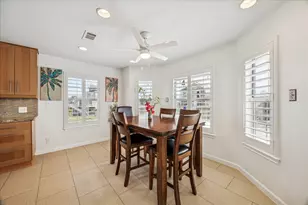 270 Isles End Rd, Tiki Island, TX 77554 - Photo 6