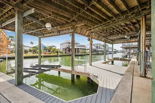 270 Isles End Rd, Tiki Island, TX 77554 - Photo 30