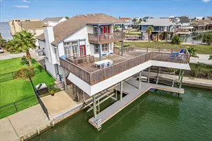 270 Isles End Rd, Tiki Island, TX 77554 - Photo 32