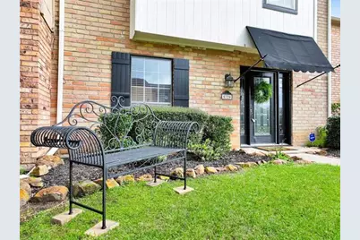 5720 Townhouse Lane, Beaumont, TX 77707 - Photo 2