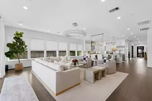 802 W 30th St, Houston, TX 77018 - Photo 6