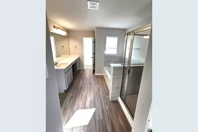 6543 Macroom Meadows Lane, Houston, TX 77048 - Photo 8
