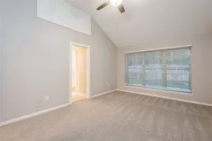 187 Sandpebble Dr, The Woodlands, TX 77381 - Photo 10