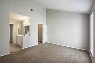 8704 Victorian Village Dr, Houston, TX 77071 - Photo 14