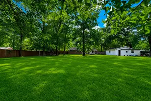 27216 Blueberry Hill Dr, Conroe, TX 77385 - Photo 22