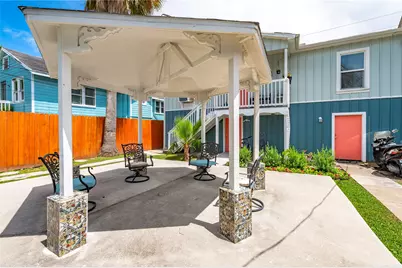 1419 Church Street, Galveston, TX 77550 - Photo 32