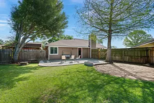 1804 Spruce Dr, Rosenberg, TX 77471 - Photo 4