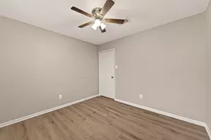 4251 Southchase Ln, Houston, TX 77014 - Photo 24