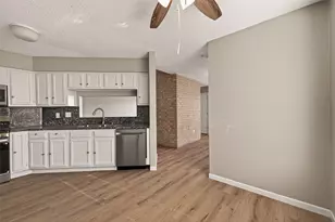 4251 Southchase Ln, Houston, TX 77014 - Photo 16