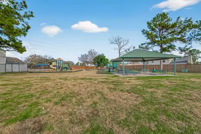 4251 Southchase Lane, Houston, TX 77014 - Photo 40