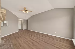 4251 Southchase Ln, Houston, TX 77014 - Photo 10