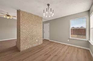 4251 Southchase Ln, Houston, TX 77014 - Photo 14