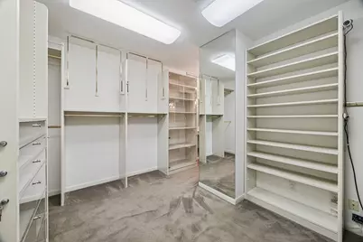 1100 Uptown Park Boulevard #102, Houston, TX 77056 - Photo 12