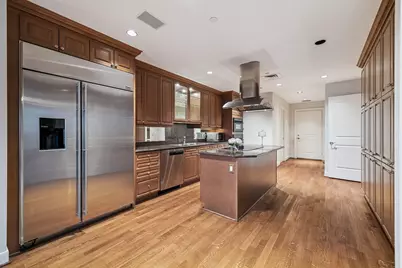 1100 Uptown Park Boulevard #102, Houston, TX 77056 - Photo 6