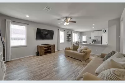 16451 Rosary Pea Place, Conroe, TX 77385 - Photo 6