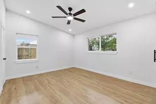 12319 Renwick Dr, Houston, TX 77035 - Photo 30