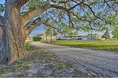 5255 Ganske Road, Burton, TX 77835 - Photo 42