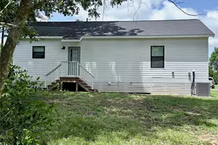 308 Lois Wright Cir, Brenham, TX 77833 - Photo 14