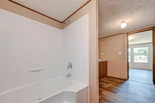 5419 Carriage Trails Ln, Mont Belvieu, TX 77523 - Photo 28