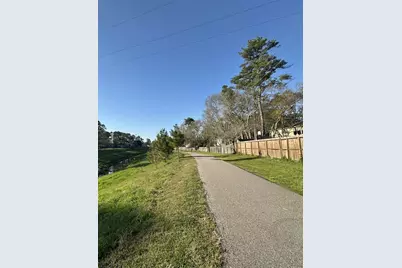 15126 Forest Lodge Drive, Houston, TX 77070 - Photo 32