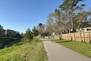 15126 Forest Lodge Dr, Houston, TX 77070 - Photo 32