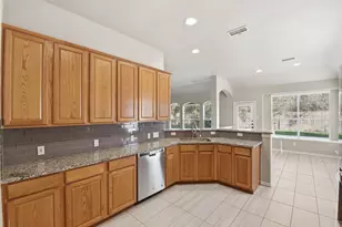 39 N Merryweather Cir, The Woodlands, TX 77384 - Photo 16