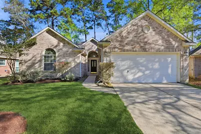 39 N Merryweather Circle, The Woodlands, TX 77384 - Photo 2