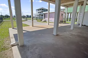 871 Townsend, Crystal Beach, TX 77650 - Photo 34