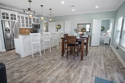 871 Townsend, Crystal Beach, TX 77650 - Photo 10