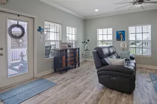 871 Townsend, Crystal Beach, TX 77650 - Photo 14