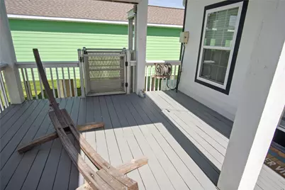 871 Townsend, Crystal Beach, TX 77650 - Photo 8