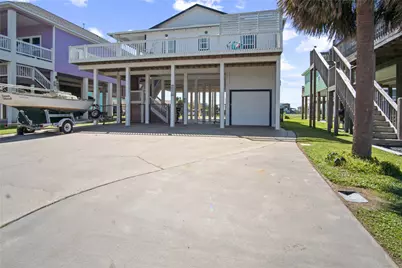 871 Townsend, Crystal Beach, TX 77650 - Photo 1