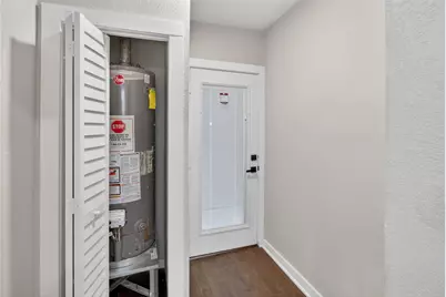 428 Van Molan Street, Houston, TX 77022 - Photo 18