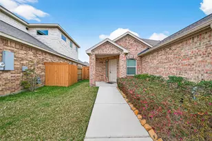 13306 Dalvay Beach Dr, Texas City, TX 77568 - Photo 10