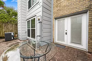 711 Worthshire St, Houston, TX 77008 - Photo 26